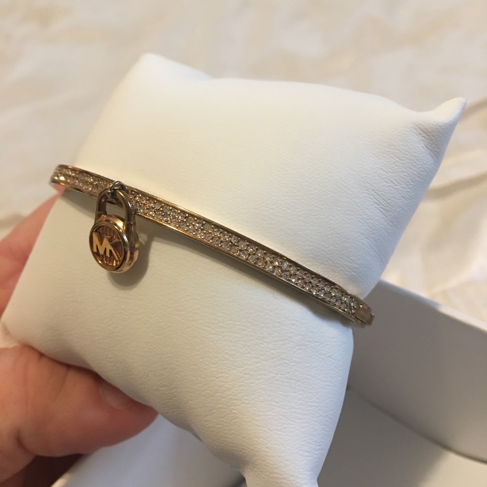 Michael Kors rose gold bracelet - Picture 2 of 3